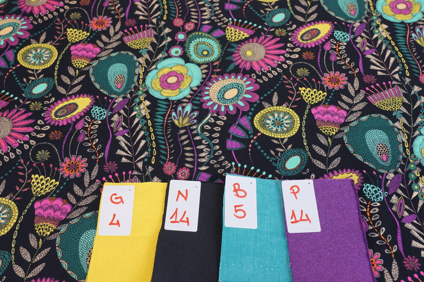 CREA IL TUO PERSONALIZZATO